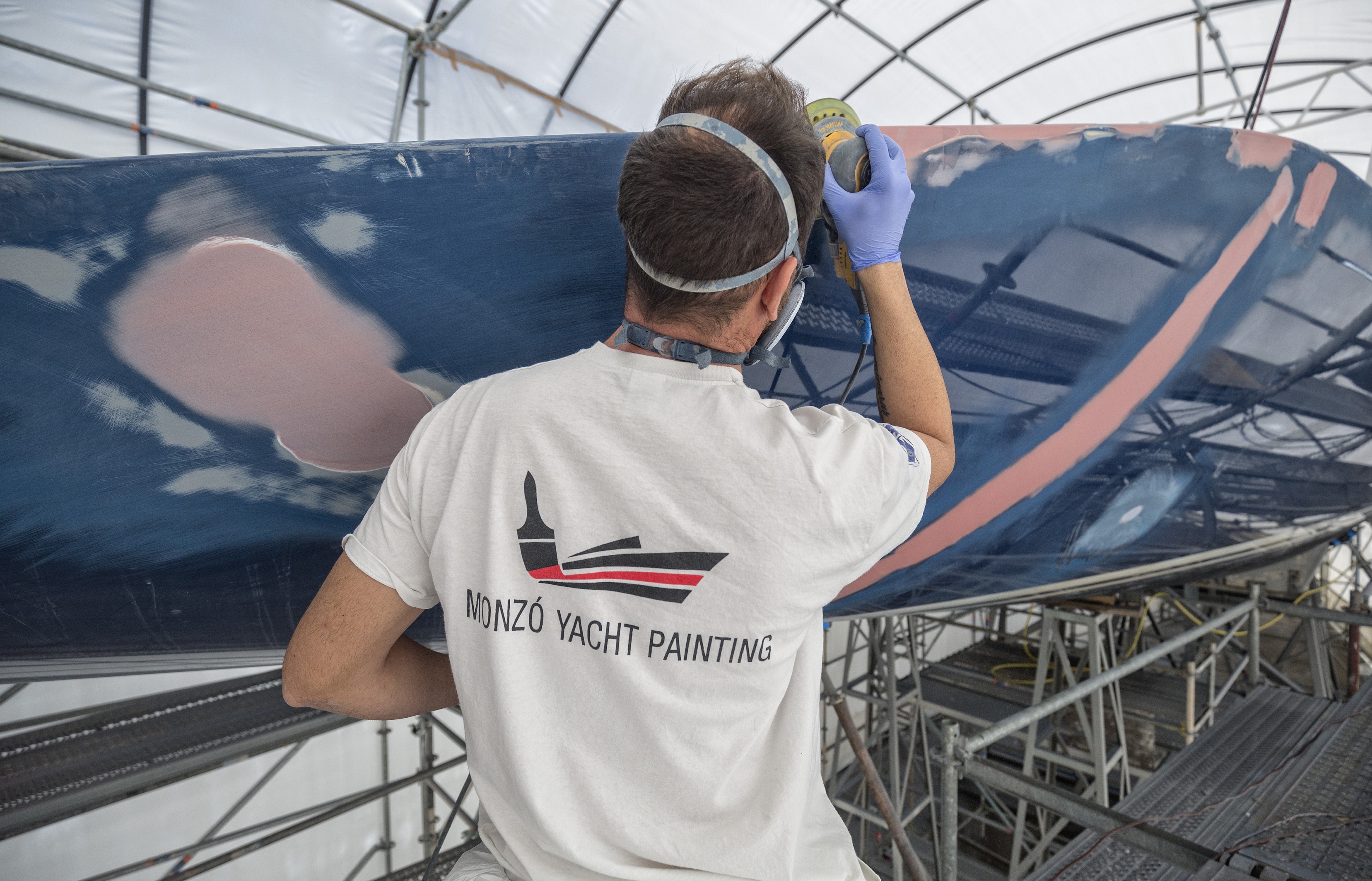 monzó-yacht-painting-actualizes-its-services-and-launches-a-website